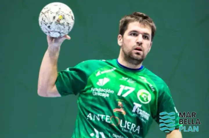 Javi Ariño deja el BM Dólmenes Antequera